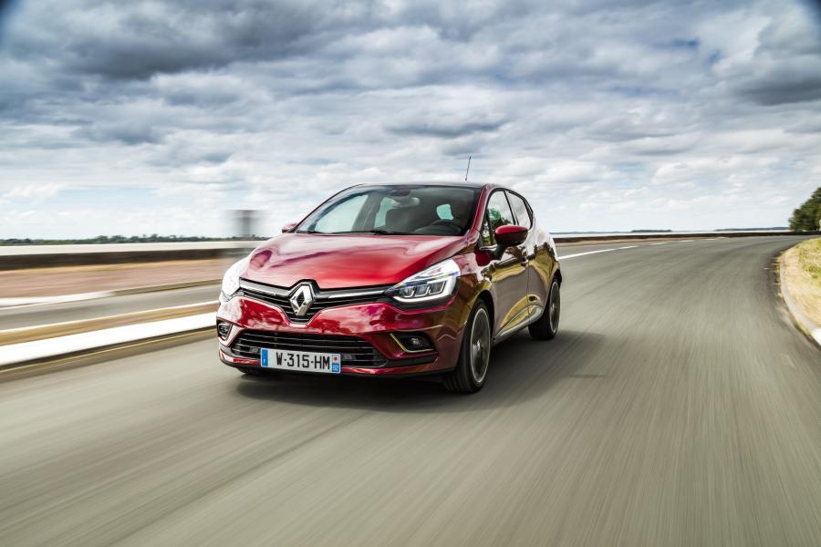  Renault Clio 2016 года  (фото 61 из 80)